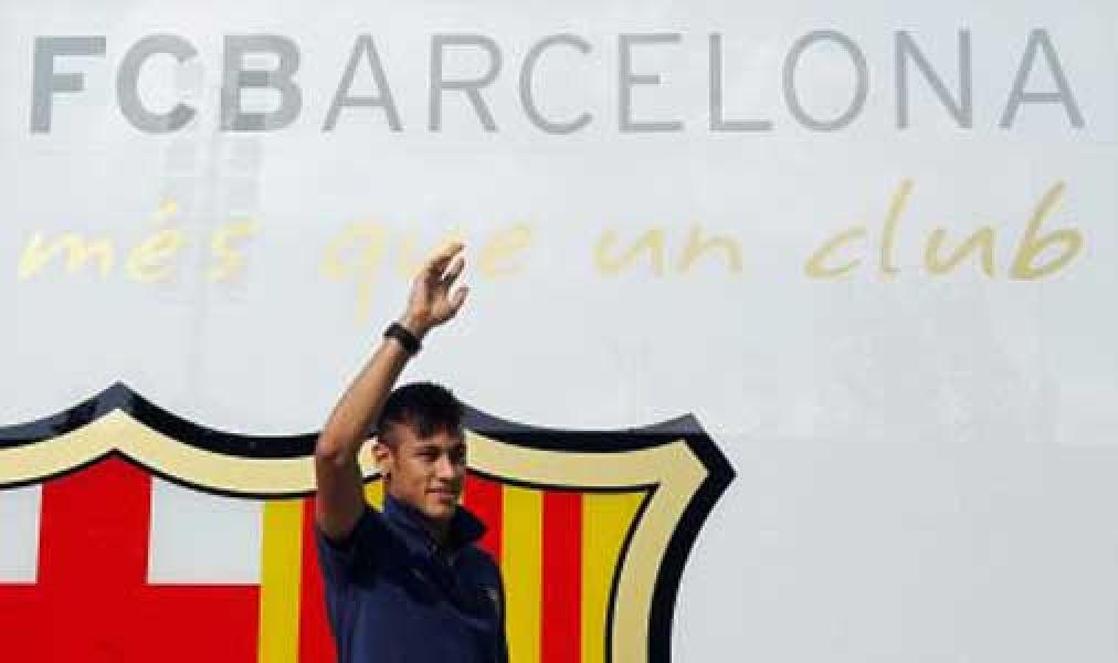 Barca Tidak Buru-Buru Mainkan Neymar