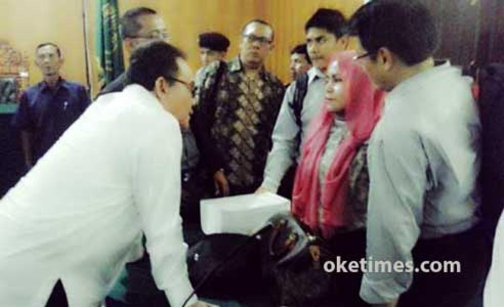 KPK Ganjar Mantan Gubernur Riau 17 Tahun Penjara