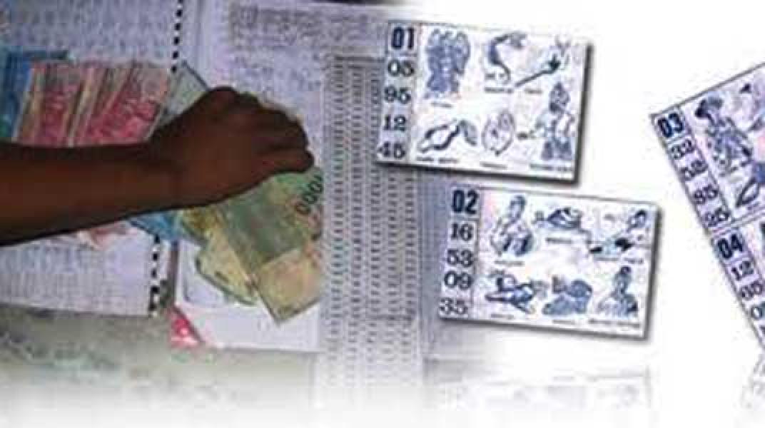 Lagi Asik Ngopi Bandar Togel Dicokok Polisi