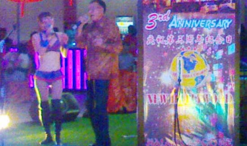 New Hollywood Hotel Rayakan HUT Ke-3 dan Malam Cap Go Meh