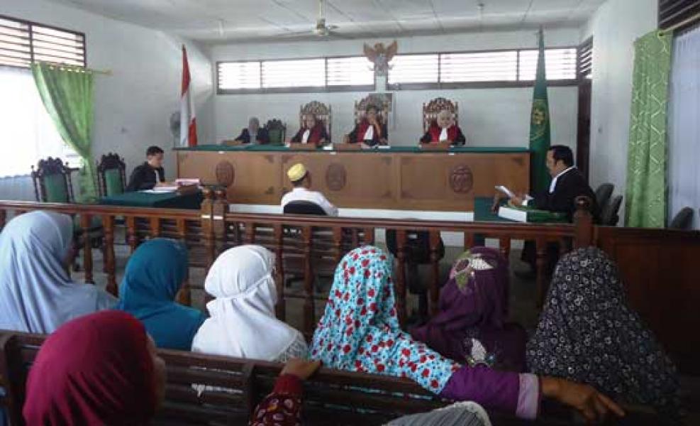 Terdakwa Pusing, Sidang Lanjutan Koptan Siaga Makmur Ditunda