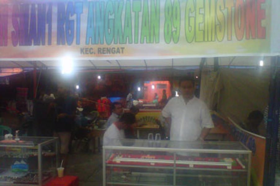 Alumni SMAN 1 Rengat Angk`89 Ramaikan Promo Gemstone I Inhu Se Riau