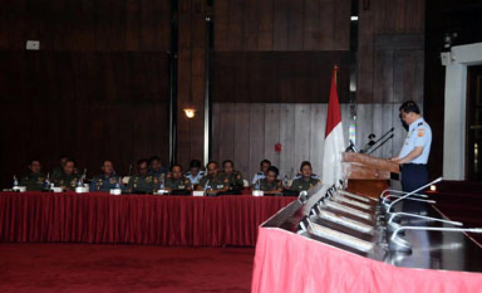 Kasum TNI Buka Rakorset TNI 2015