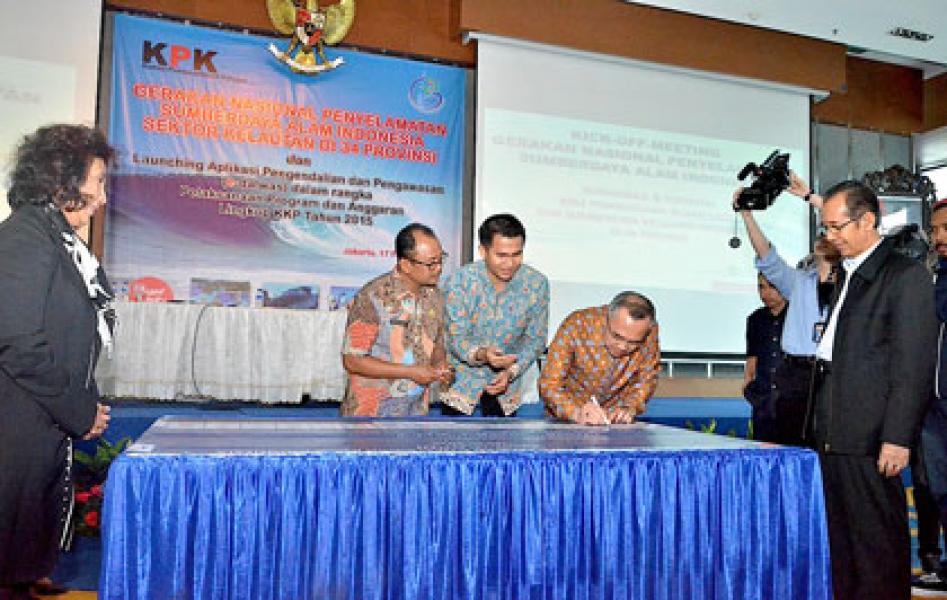 Plt Gubri Teken Gerakan Nasional Penyelamatan SDA