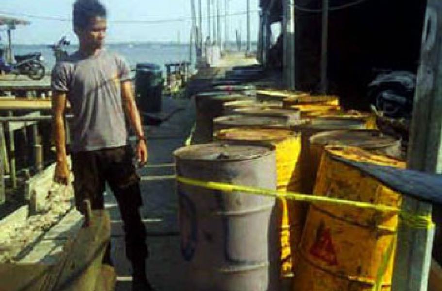 Polres Meranti Amankan 43 drum BBM Bersubsidi Illegal