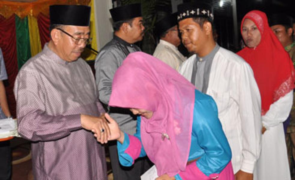 Tingkatkan Generasi Penghafal Qur`an, Bupati Berikan Uang Pembinaan