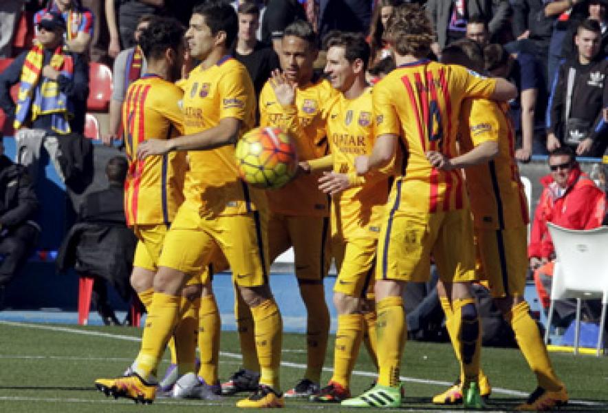 Barca Kukuh di Puncak, Enrique Samai Rekor Guardiola