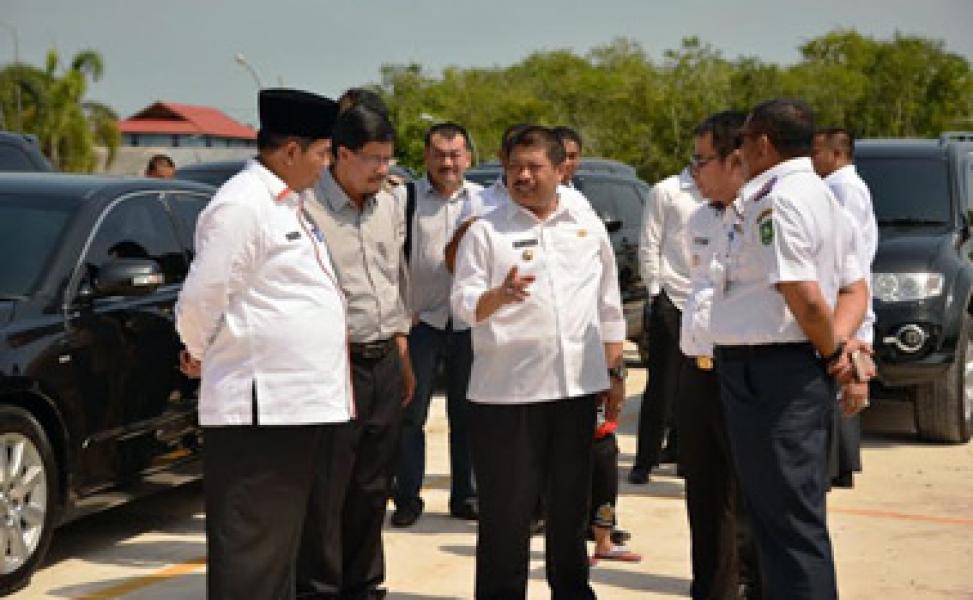 Bupati Amril Tinjau Dermaga Baru Pelabuhan Roro Desa Air Putih