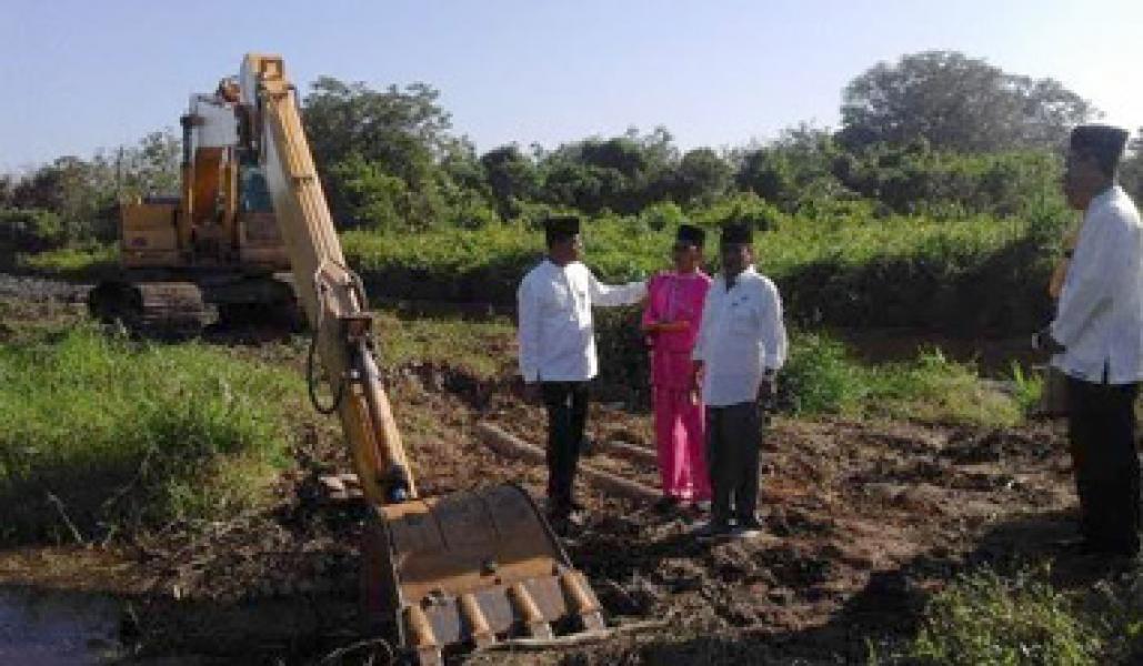 Bupati Ultimatum Percepatan Normalisasi Parit Gepak