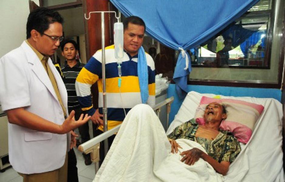 Hari Pertama Ngantor, Bupati Yopi Sidak RSUD Indrasari Rengat
