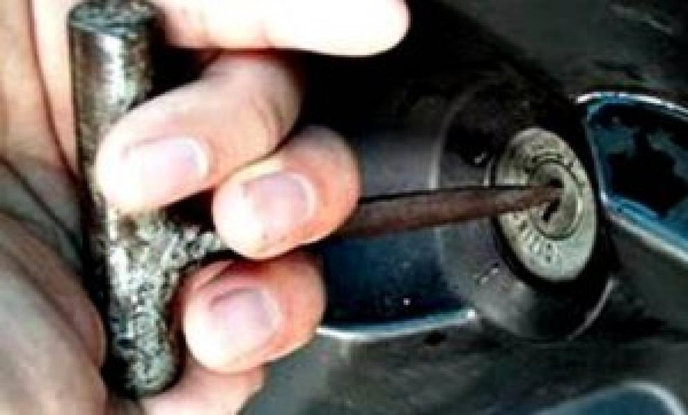 Ketiduran, Motor Penjaga Malam Raib