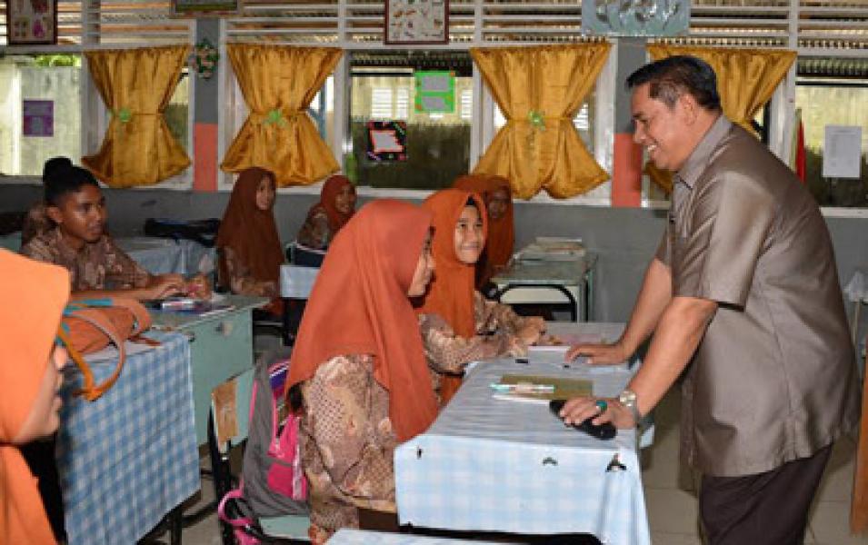 Pj Bupati Tinjau Proses Belajar Mengajar di MTsN Bengkalis