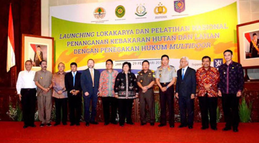 Plt Gubri Hadiri Launching Lokakarya dan Pelatihan Nasional Penanganan Karlahut