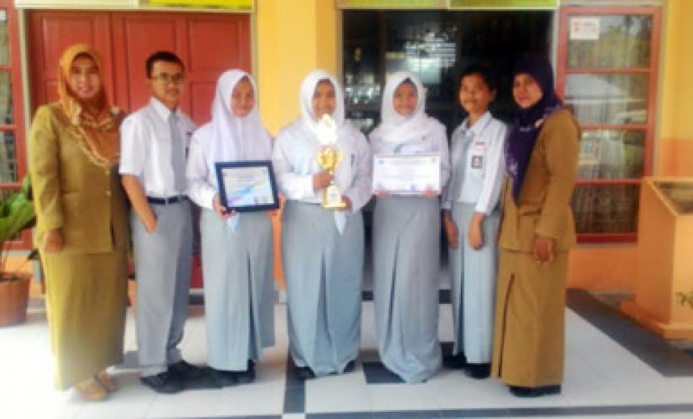 SMAN 14 Pekanbaru Juara 3 Olimpiade Biologi Riau