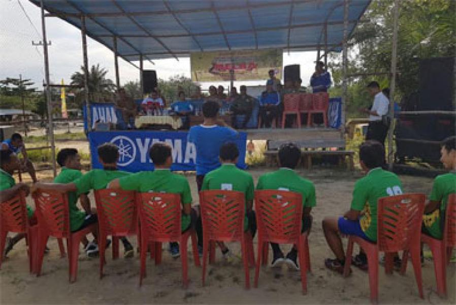 Danramil 04/Pangkalan Kuras Hadiri Pembukaan Turnamen Bola Volly Cup VI   