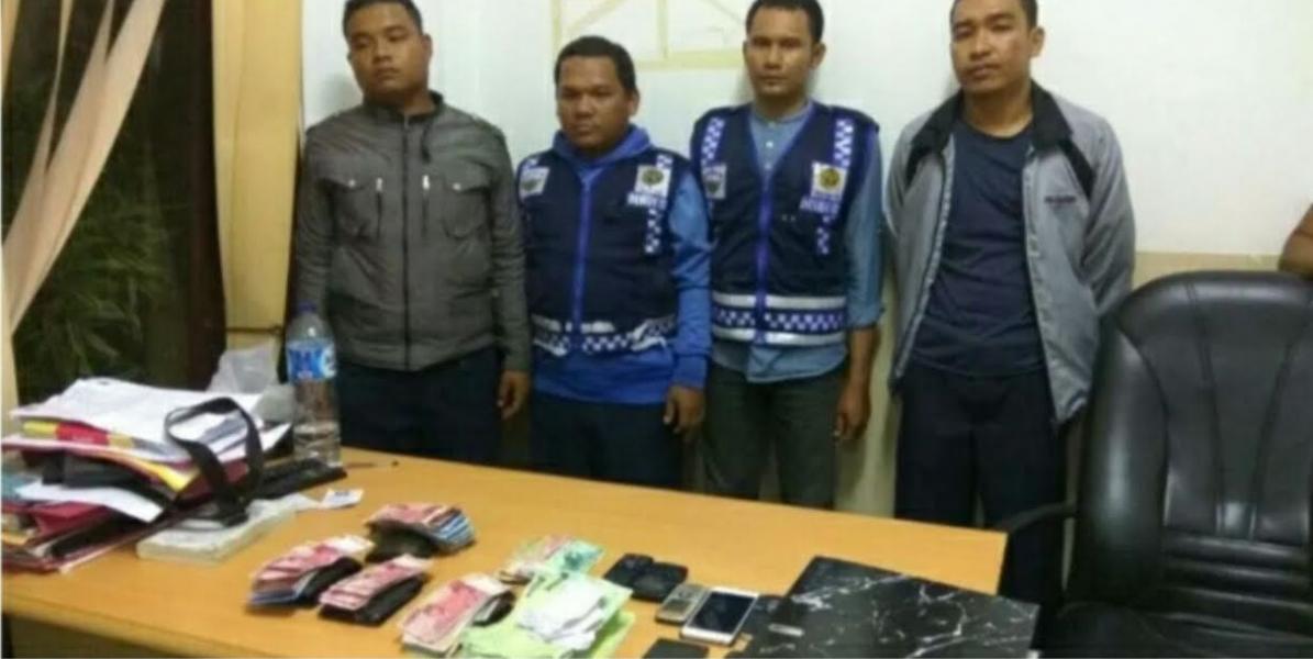 Empat Petugas Honorer Dishub Kabupaten Siak Tetangkap Tangan Pungli