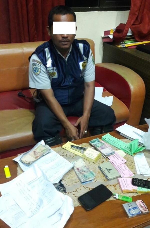 Oknum Pegawai Honorer Dishub Inhu Terjaring OTT Tim Saber Pungli