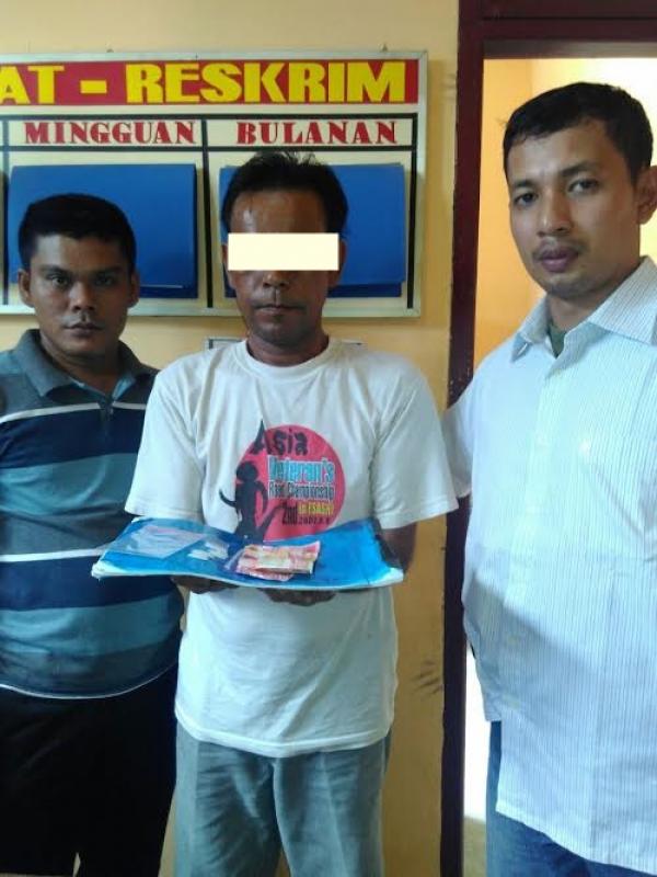 Pengedar Sabu di Siak Dibekuk Polisi Dirumahnya