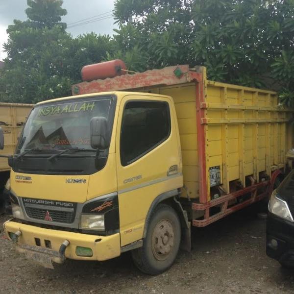 Polres Rohul Tangkap Truk Colt Diesel Bermuatan 37 Jiregen Solar Ilegal