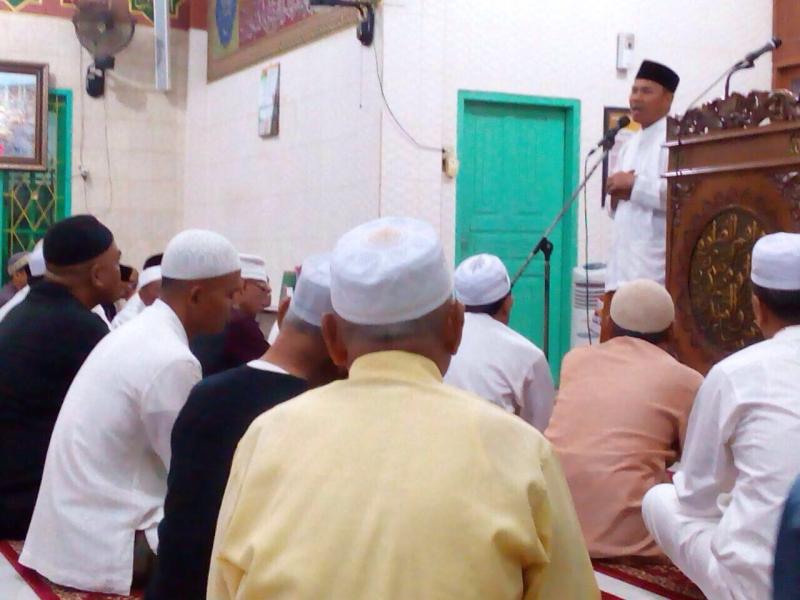 Sholat Subuh Berjamaah, Kapolda Riau Sampaikan Pesan Kamtibmas