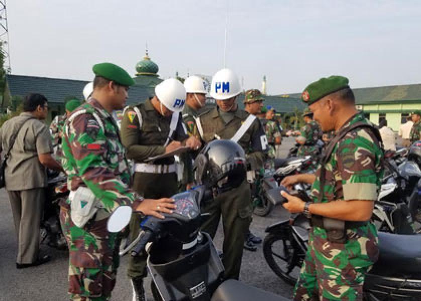 Denpom I/3 Pekanbaru Melaksanakan Pengecekan Kelengkapan Personil Dan Kendaraan