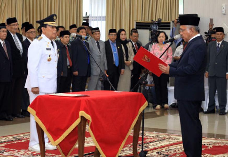 Dilantik Gubri, H Sukiman Sah Jabat Bupati Rohul