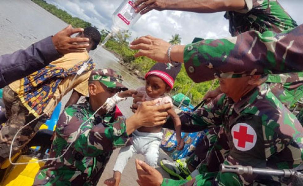 Gelar Komunikasi Satgaskes TNI Percepat Proses Evakuasi Pasien ke RSUD Agats