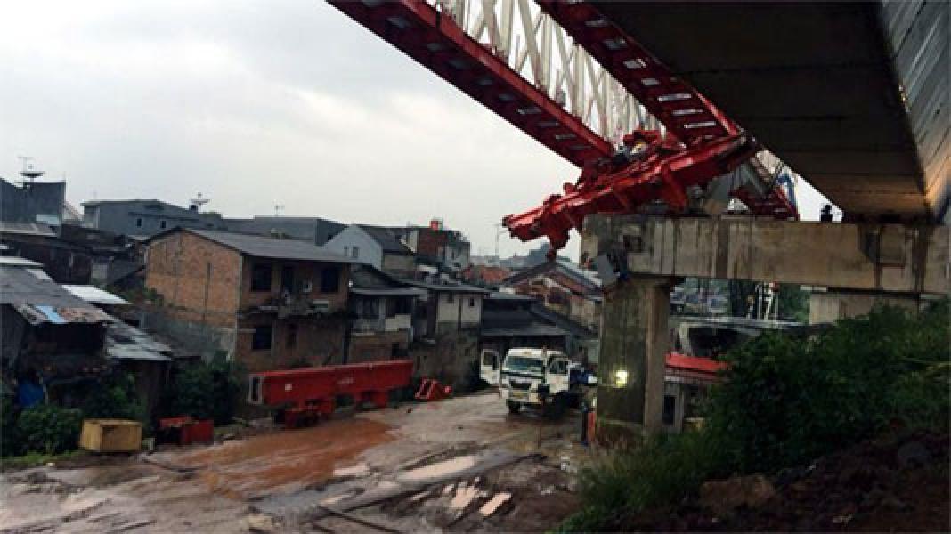 Identitas Empat Korban Tewas Robohnya Crane di Matraman