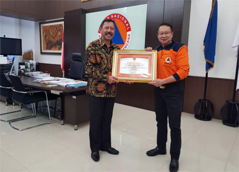 Kali Kedua Pemprov Riau Raih Penghargaan Bebas Karlahut Dari BNPB 