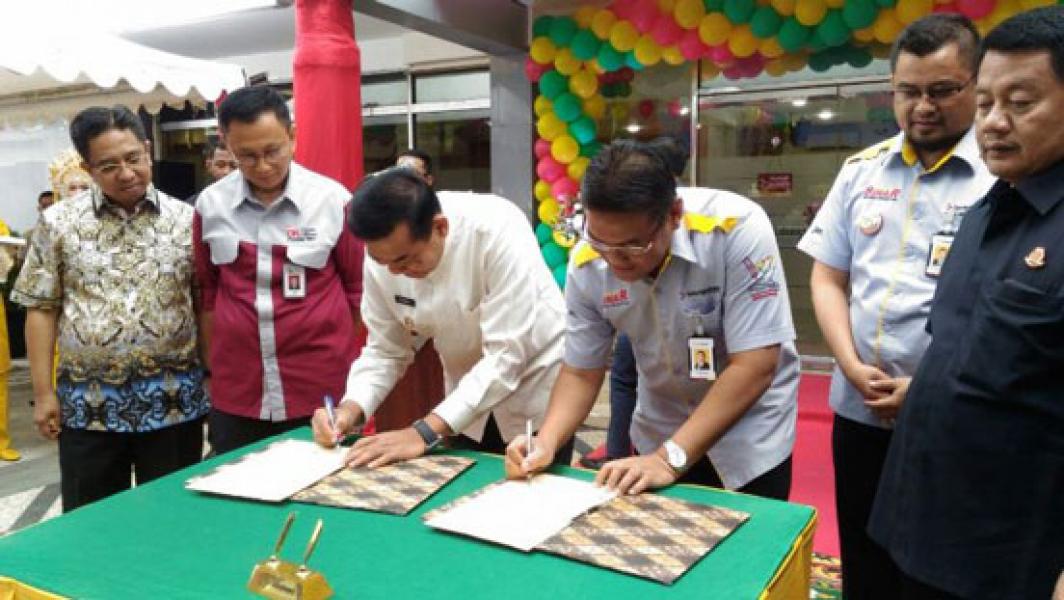 Walikota Pekanbaru Resmikan Gedung Baru BRK Cabang Kota Pekanbaru