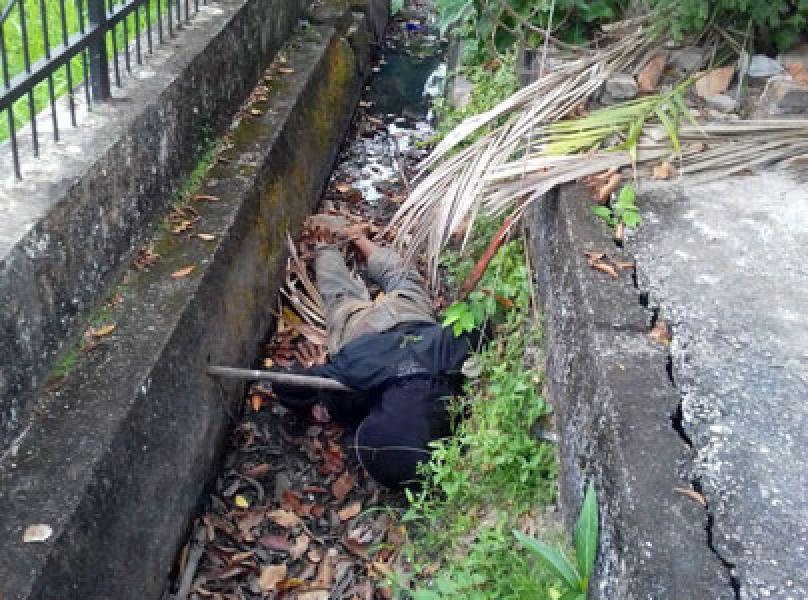 Warga Jalan Sumatera Temukan Sesosok Mayat Tanpa Identitas 