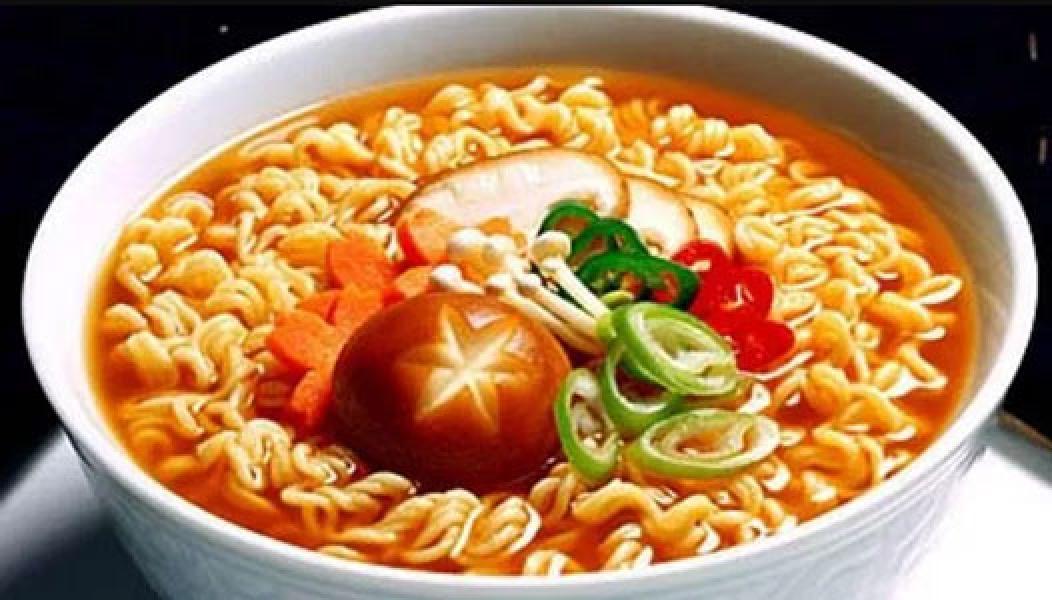 Awas! Selain Praktis Inilah Bahaya Mie Instan