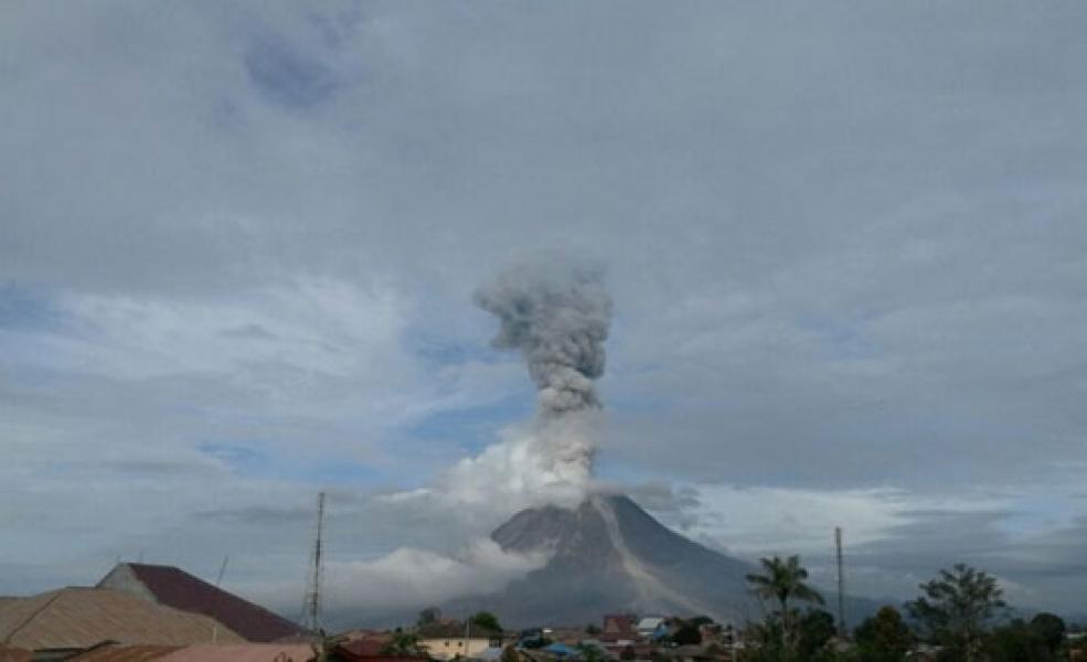 Gunung Sinabung Alami Gempa 7 Kali, Status Awas
