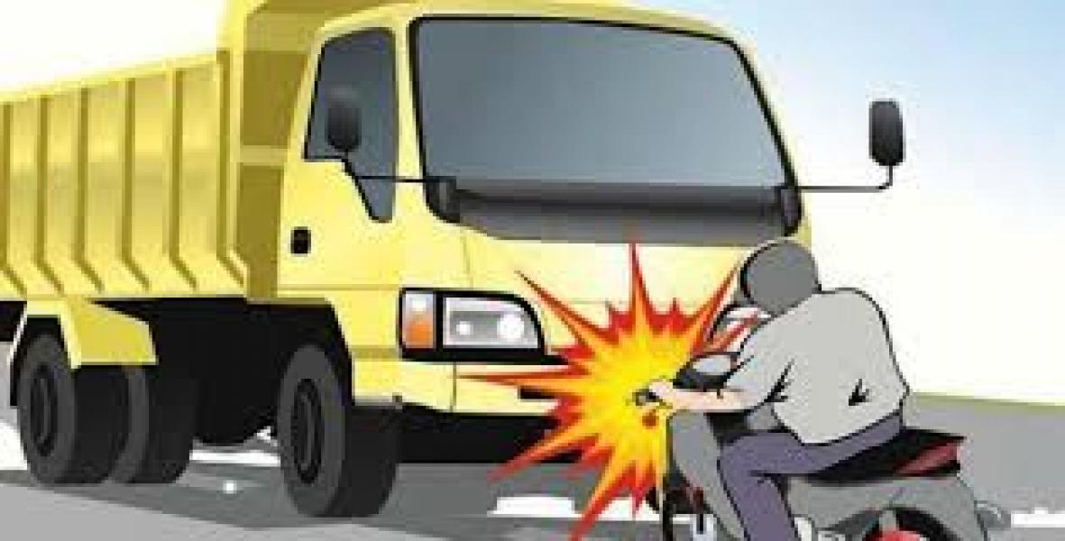 Hantam Bagian Tengah Truk, Pelajar Tewas Ditempat