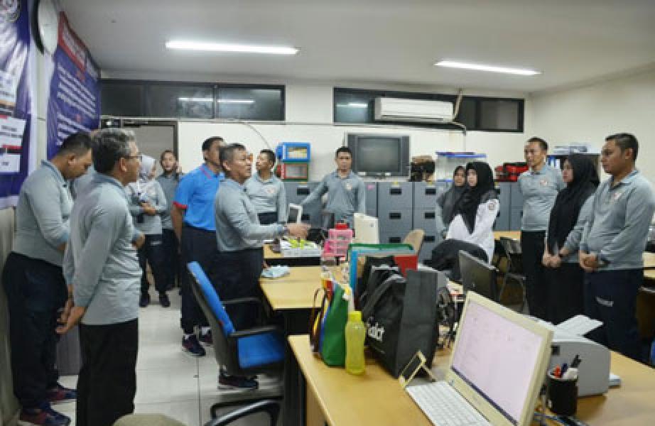 Laksdya Bakamla Taufiq Tinjau Sarana Prasarana Kantor Rawamangun