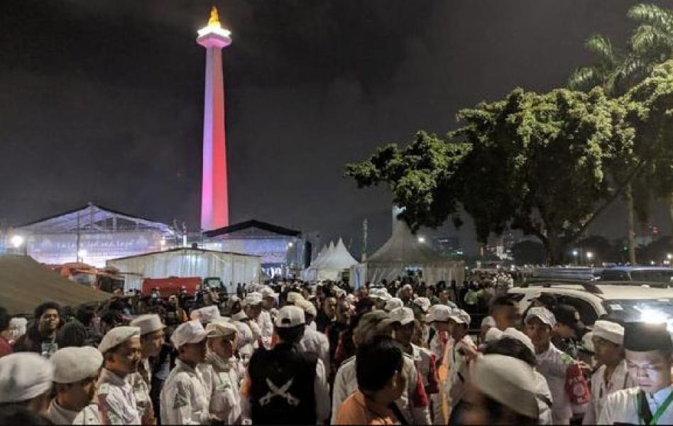 Malam Munajat 212 Diwarnai Kericuhan