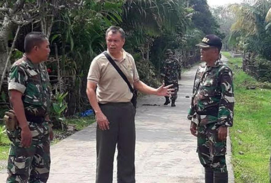 Pabung Kasdim 0302 Inhu Tinjau Lokasi Pembukaan TMMD 104