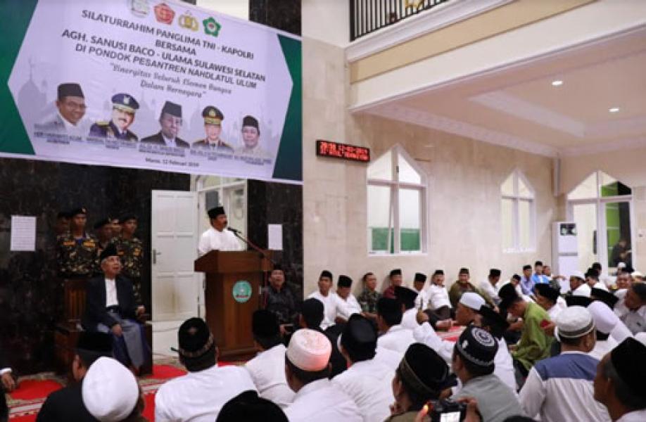 Panglima TNI: Pesantren Berperan Perkuat Persatuan dan Kesatuan