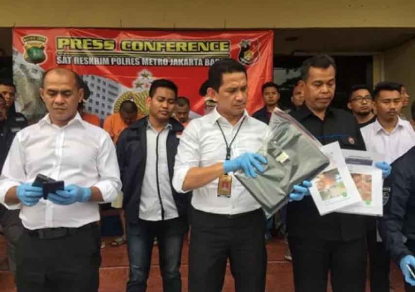 Ratusan Pelajar Dijual di Grup LINE �TK Manjyaah�, dari Video Porno hingga Esek-esek