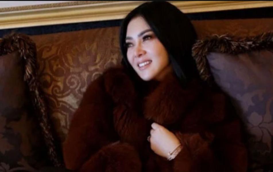 Siap Menikah, Syahrini Unggah Foto dengan Caption Mengharukan