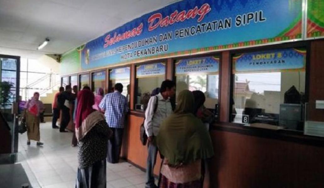 Warga Rumbai Keluhkan Lamanya Pengurusan E-KTP