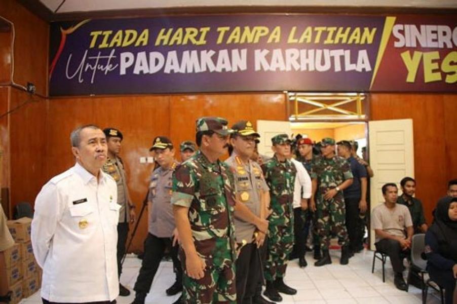 Bersiap Hadapi Karhutla, Riau Dirikan Posko Terpadu di Lanud Rsn