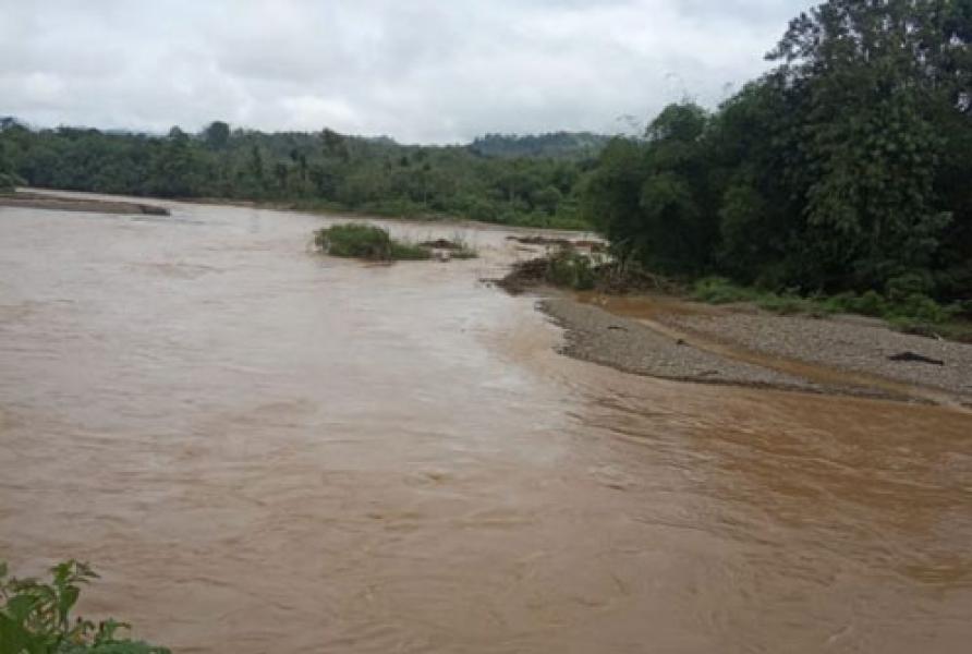 Bupati Kampar Ingatkan Masyarakat Waspada Peningkatan Debit Air Sungai