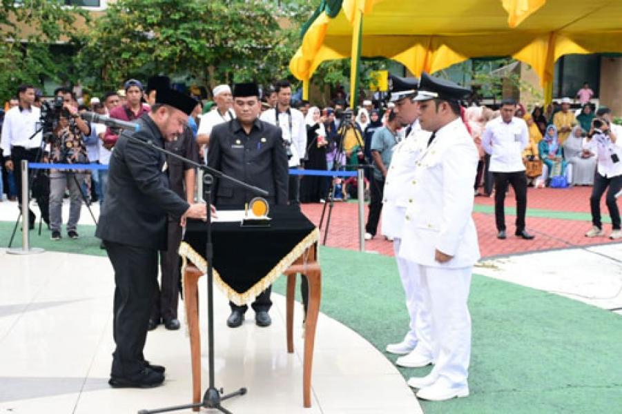 Bupati Kampar Lantik 31 Kades