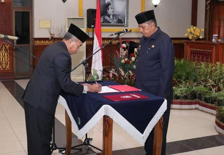 Bupati Lantik Jamaluddin Sebagai Pejabat Sekda Siak