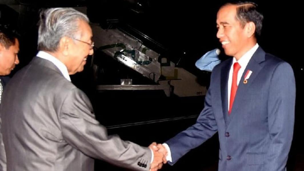 Mahathir Mundur Setelah 2 Tahun, Anwar Ibrahim Penggantinya?