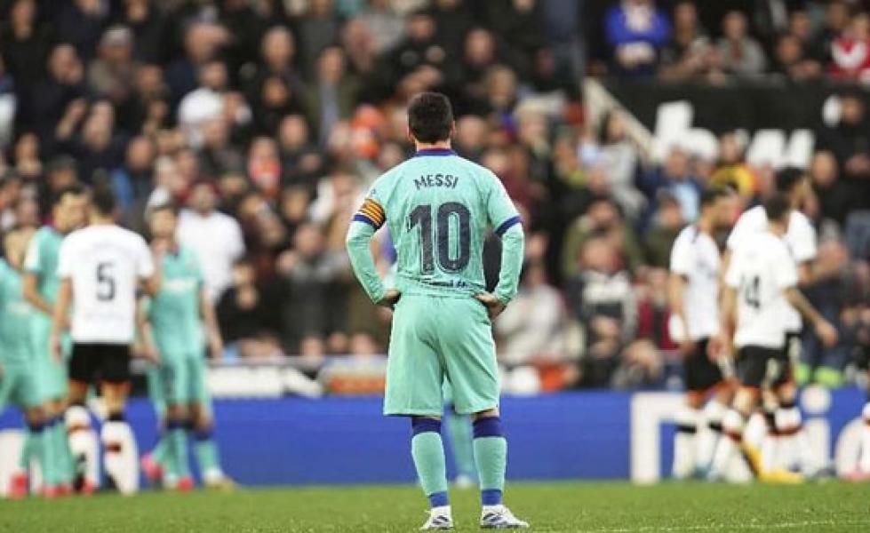 Messi Pilih Bertahan di Barcelona Usai `Ribut` dengan Abidal