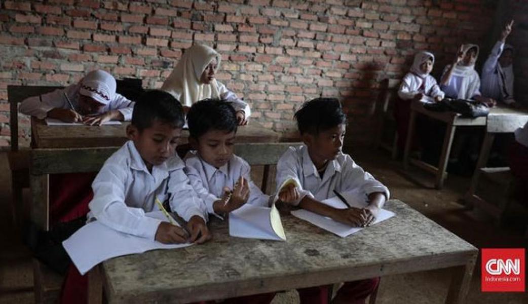 Pemda Disebut Kerap Akal-Akalan untuk Pangkas Dana BOS