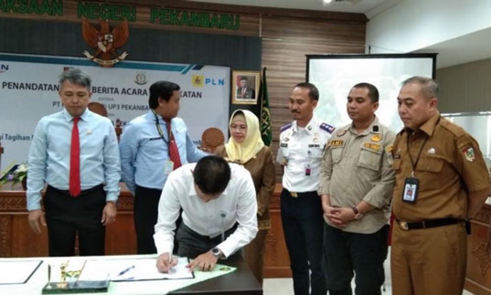 Pemko dan PLN UP3 Pekanbaru Tandatangani Kesepakatan Terkait Nilai Tagihan PJU
