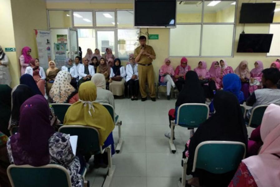 RSUD Arifin Achmad Berikan Kejutan ke Penderita Kanker